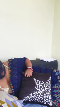 Desi Makan Malkin Seduces Her Naughty Teenage Servant for the Hardcore Sex