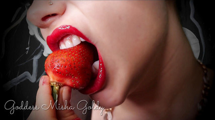 Goddess Misha Goldy: Seduzione di lipsberry! Adorate, sega e sborrate! JOI
