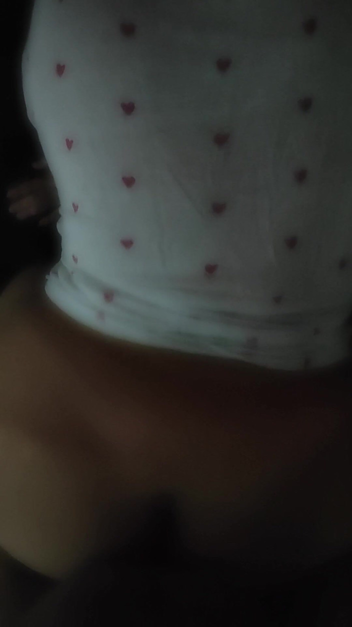 Nandy hot: Zdradza męża i sąsiada