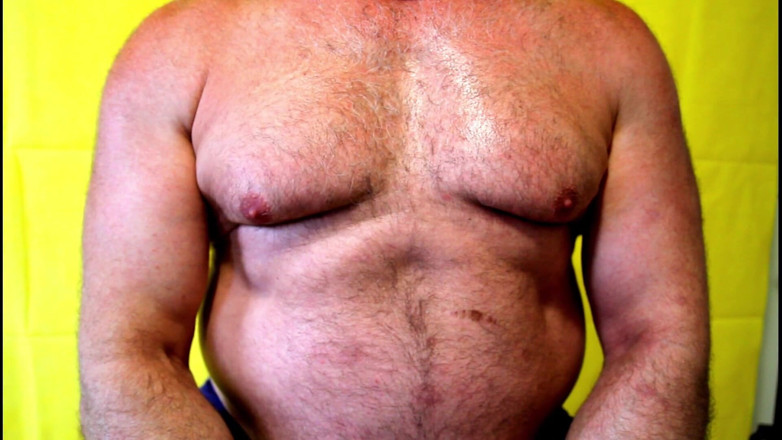 Gaybear1966: Grande pancia orso gay passo papà fusto muscoloso orso rimbalza....
