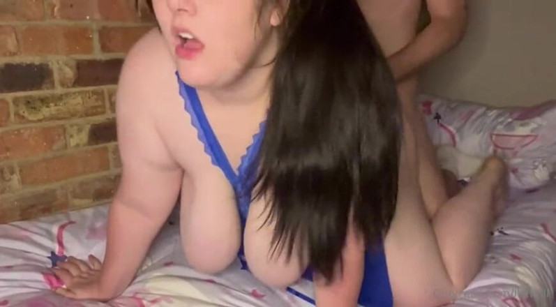 Aliceqii: Bbw baculatá dívka bušila ve více polohách