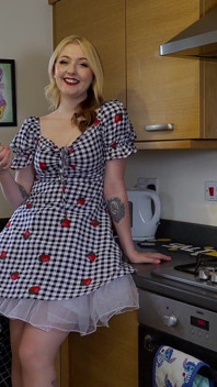Joi casa esposa fode-se com vidro dildo roleplay