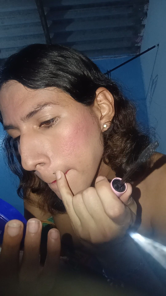 Femboy from Colombia: I'm Getting to Paint This Room