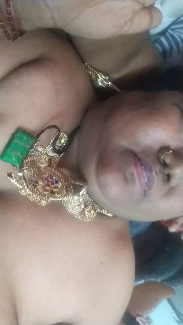 Divya X: उम्रदराज सौतेली मम्मी और सौतेला बेटा