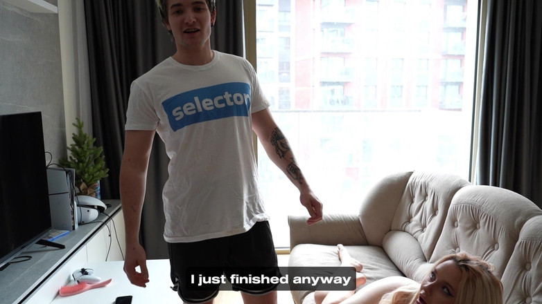 Nka Legran: Come Non Si È Accorto? Tradisco Mio Stupido Marito Nella Stanza...