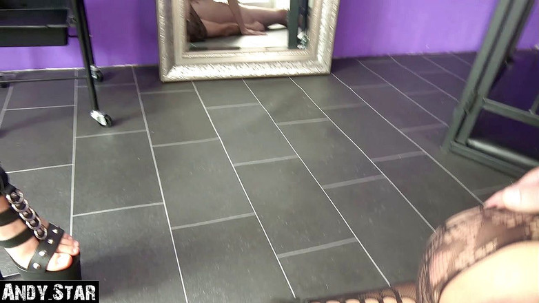 Andy Star: Cuckold cực kỳ đi tiểu và xuất tinh vào mặt anh ấy