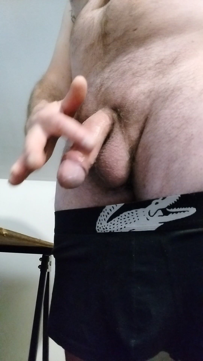 AnaMkeith: Jerking off