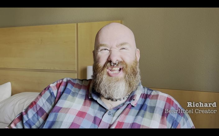 uktattooedchub74: Bienvenue à Bearhotel - un court documentaire
