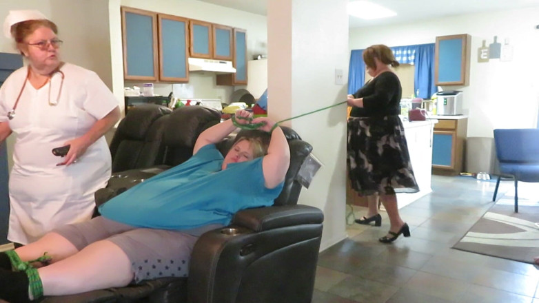 BBW nurse Vicki adventures with friends: Ssbbw damsel is preyed on my 2 BBWs