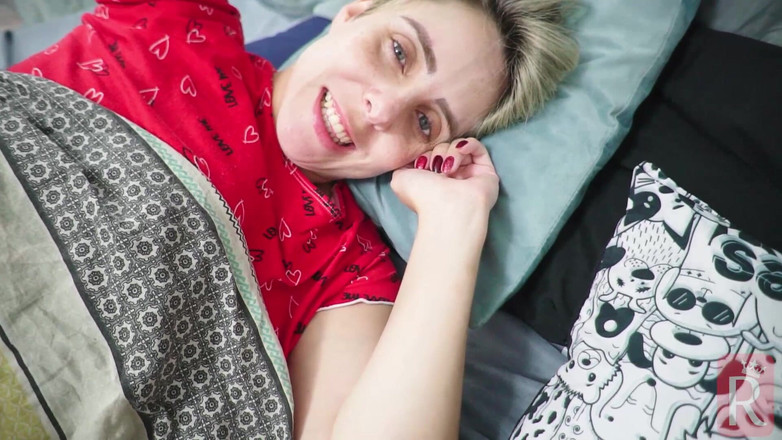 Redqueen films: Mio marito ha preso un amico per rendermi felice