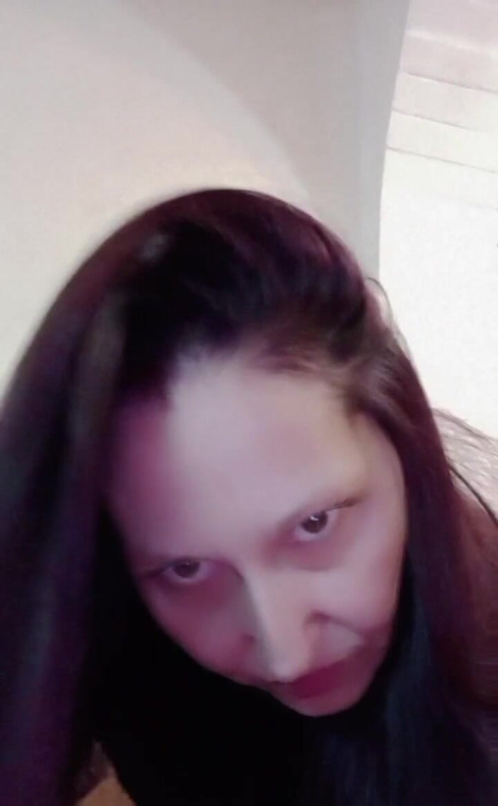 Dominatrix Redsonyja: Footfetis, üçlü fetis (bana sor) ve kırmızı kraliçe