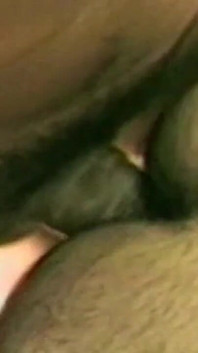 Hals wird von tiefem hals ausbeulen und klaffender anal-gruppenfick