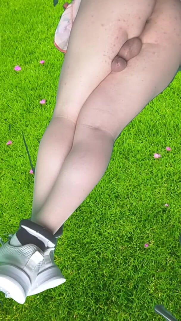 Kitty_Cross: Booty Blonde Femboy Sweet Juicy Ass Smooth Thighs Lollipop Sissy