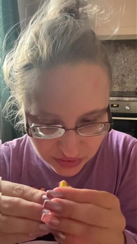 Asmr Chew Sound Effect with Slow Motion - Asmr, Bubble Gum Fetish, Eye Glasses Fetish, Lip Fetish