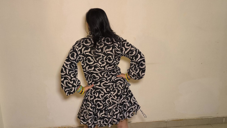 Puja555: Puja Bhabhi Bhojpuri 裸体舞蹈