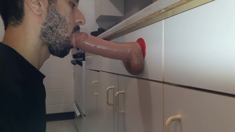 Ricky Cage: Urmărind jocul