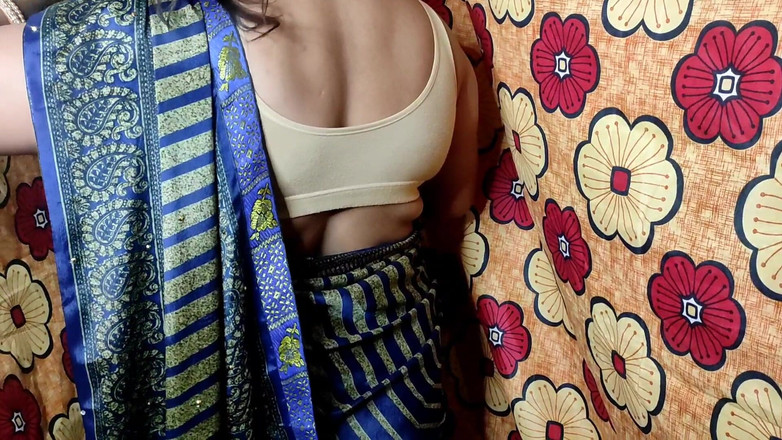 Rashbhari: Prsatá velmi sexy žhavá video s velkou kundičkou