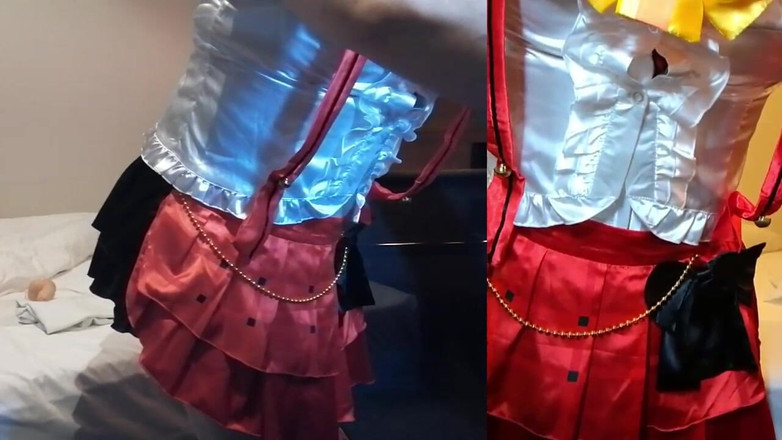 Honoka Kousaka: Masturbazione anale con un dildo