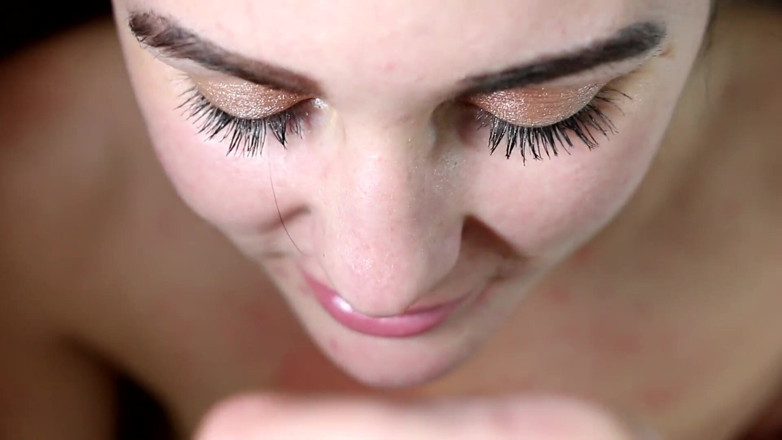 BB blowjobs and fucking: 18-letnia Cini chce twarzy pełnej spermy