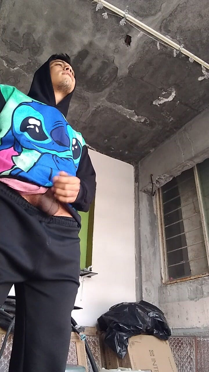 AlexAlejandro13: Rica verga und pants