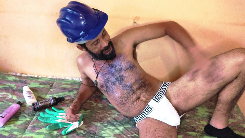 Stink HairyMale: Atribut Berbulu