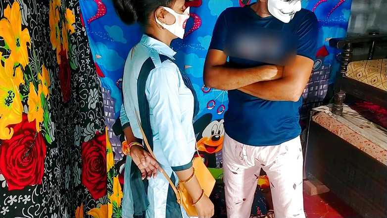 Rakul008: 印度女大学生Ko Paise Dekar College Me老师ne Choda。做爱现金的女大学生