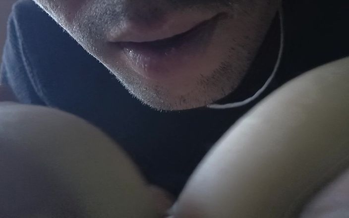 Hot Desi Sex: Sucking Desi Indian Bhabhi Milking Boobs