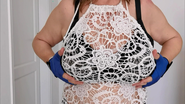 MariaOld: おばあちゃんの巨乳セルフ吸い込み