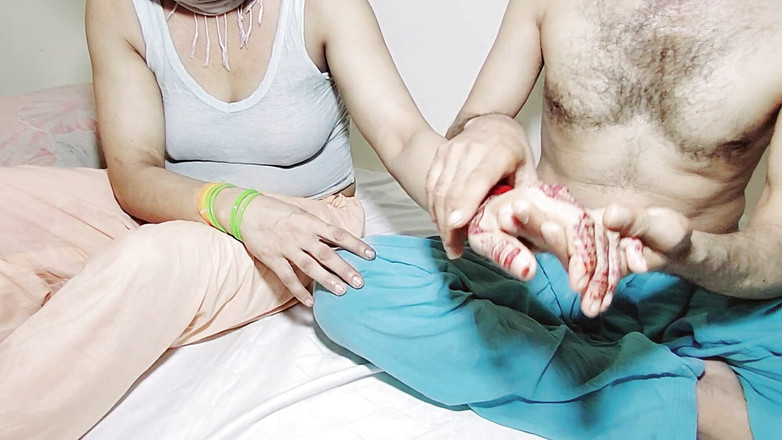 Netu: Baise anale en levrette d’une bhabhi desi,