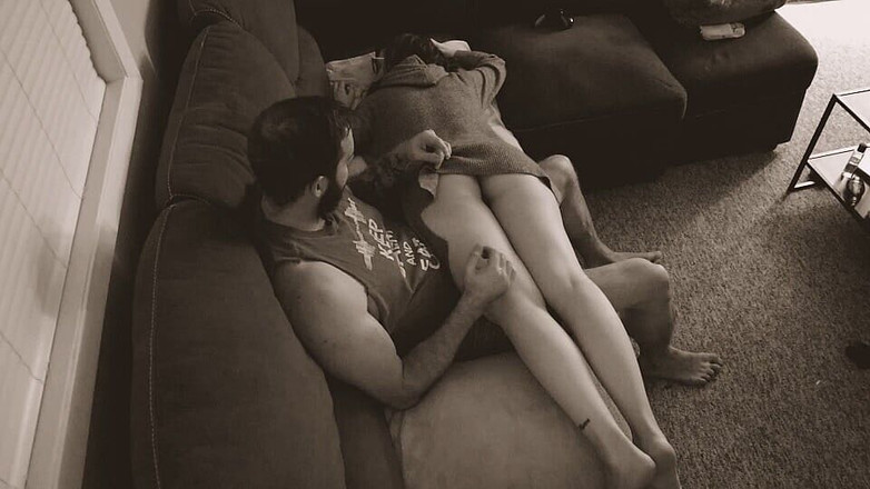 JessTonySquirts: Acordando minha madrasta milf até vários orgasmos