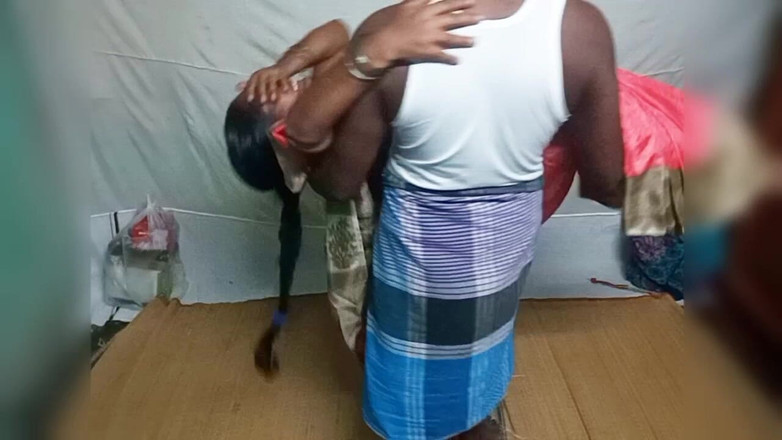 Priyanka314: インドの本当のカップルの優れたセックスとフェラチオ自家製