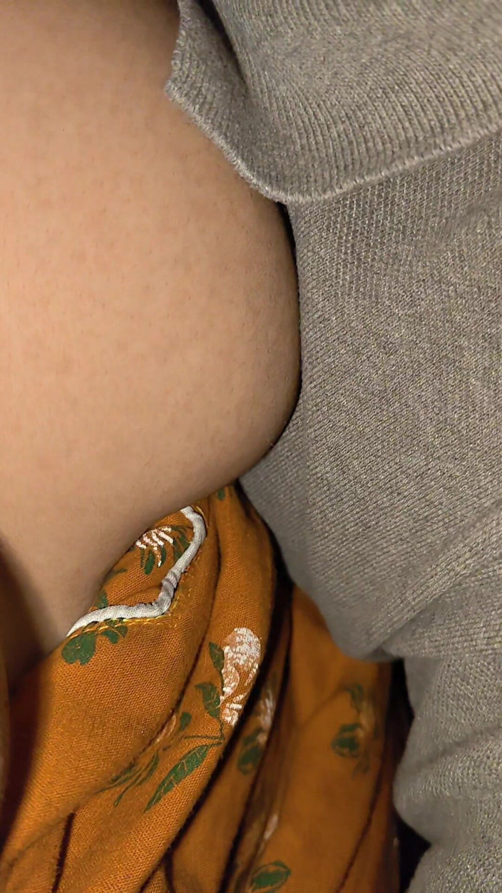 Busty Banuu: La sorellastra sexy vuole molto divertirsi durante il sesso