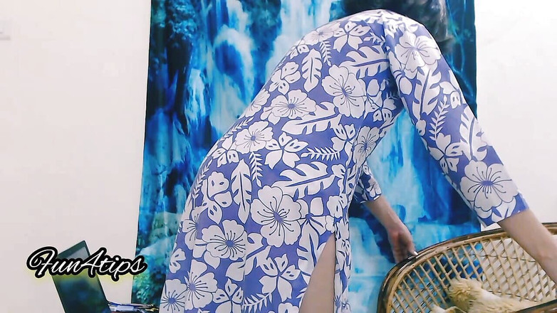 Bolly Karma: रंडी महिलाएं मुझे अच्छी तरह से चोदना सिखाती हैं