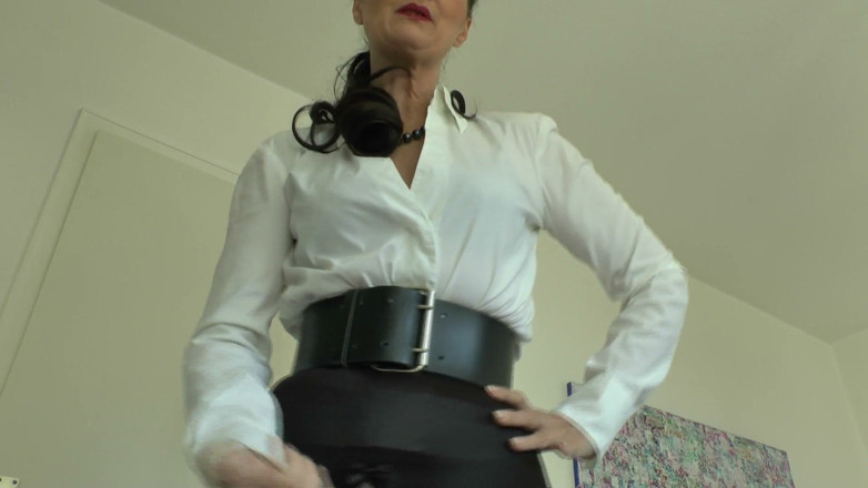 Lady Victoria Valente: Cinturones anchos y ajustados parte 85 - Lady Victoria Valente