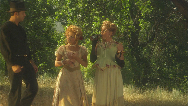 Outdoor Lesfun games: Vintage lésbicas em ação atemporal trazendo de volta memórias!