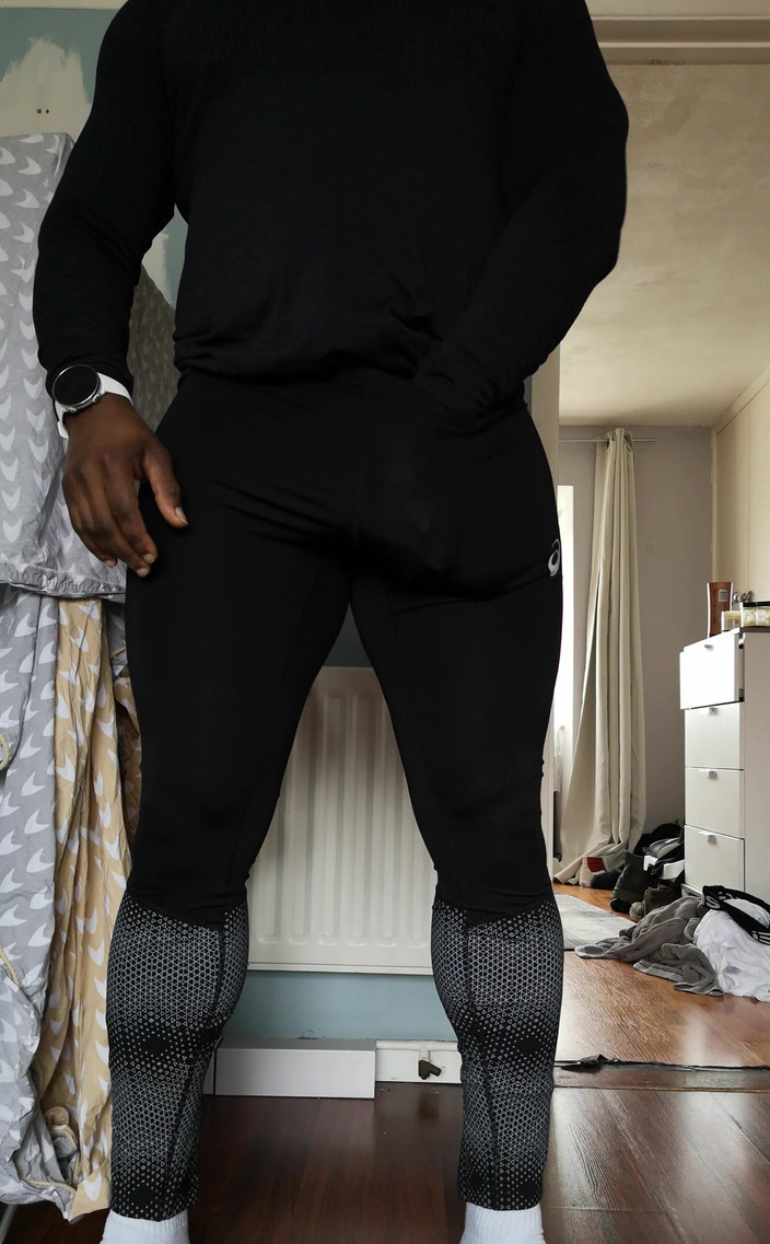 Amadeus: Sempre così eccitato dopo la palestra è anche stato giorno delle...