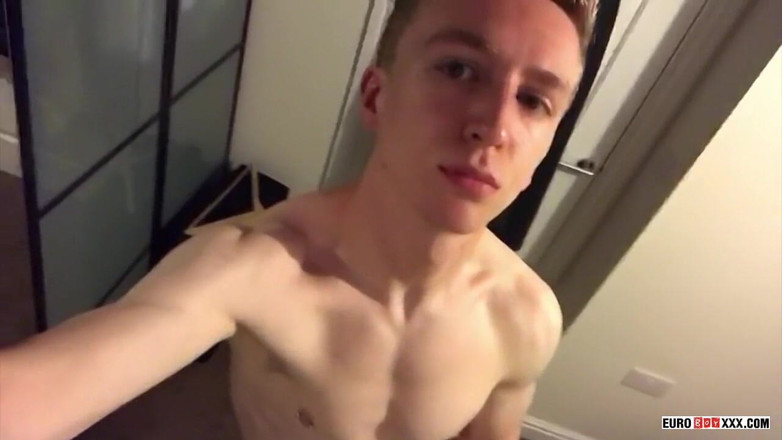 Euro boy xxx: Twunk Boy Bikin berantak!