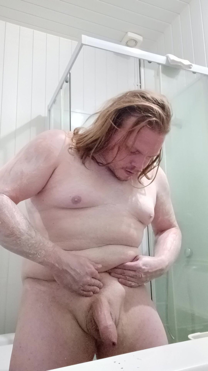 Oniasura: I Wax, Shower, Masturbate, Wick My Feet, Cum and Swallow...