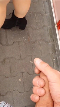 Pieprzony na parkingu supermarketu