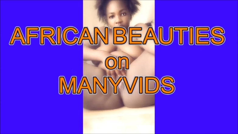 African Beauties: Ebony lesbian double dildo