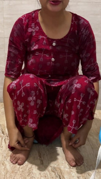 Beautiful Bhabhi First Time Sex with Devar! Pissing in Front with Clear Hindi Audio