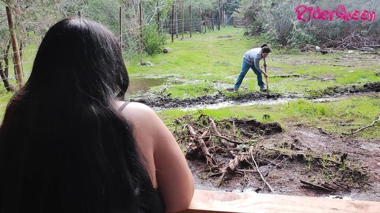 Riderqueen: Mannen ger sin horafru för att bli knullad