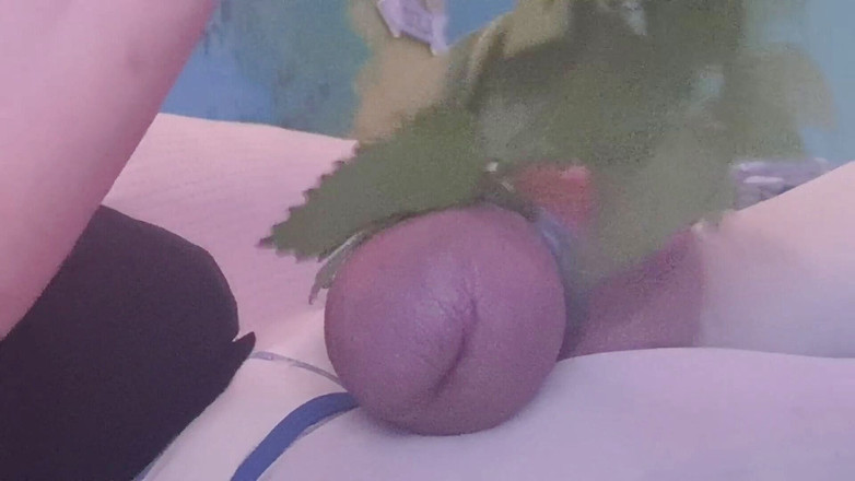 Monster_Meat_: Sborrando con aiuto con ortica