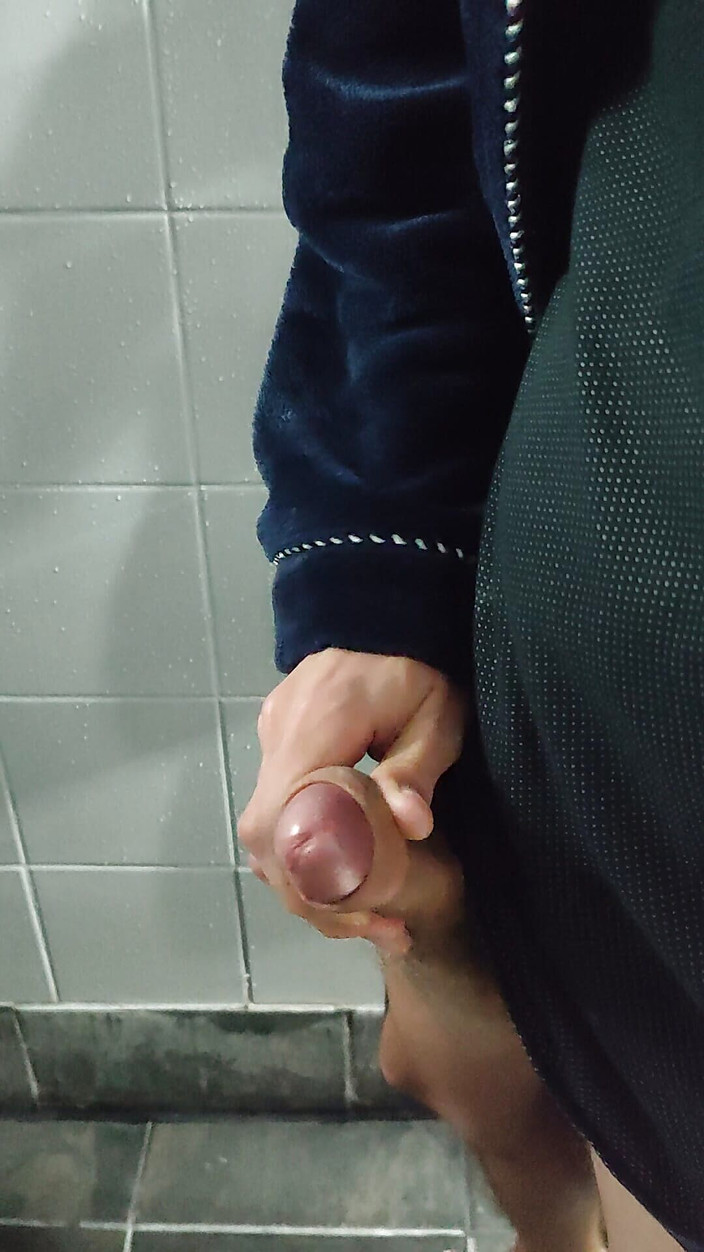 Mr963: Sexy honění ve sprše