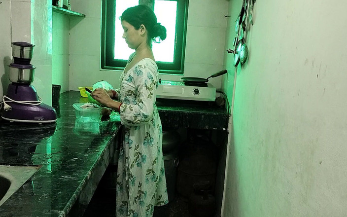 Indian Muslim Couple: Làm tình lãng mạn trong nhà bếp một khoảnh khắc...