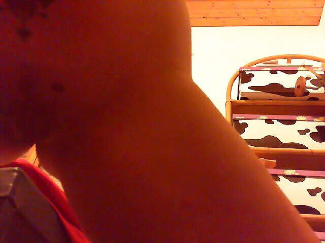 Nicoletta Embassi: Prazer anal com 3 consolos