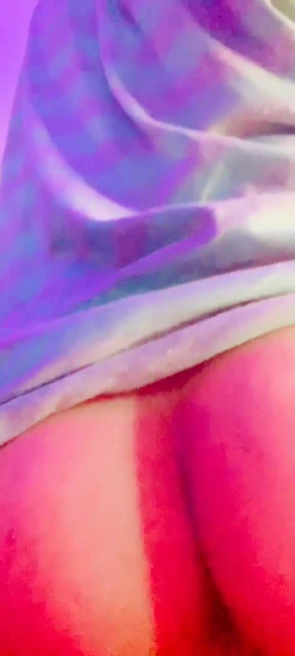 Jimic0: Gay Boy Young, můj zadek 15