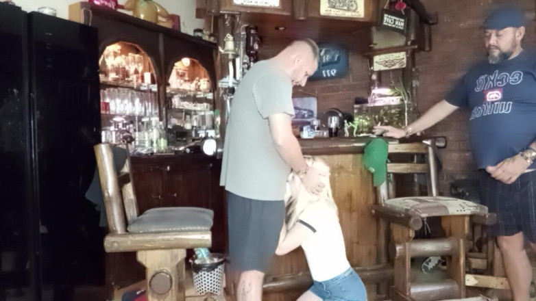 Bigjoefuckalott: La Presa Di Cazzo 2 Cocoks 1 Sborrata in Faccia