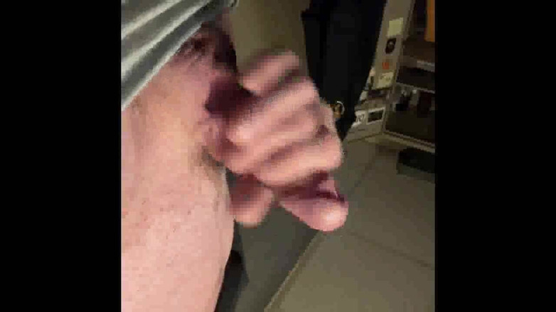 Tatted Daddy: Masturbazione e sborrata