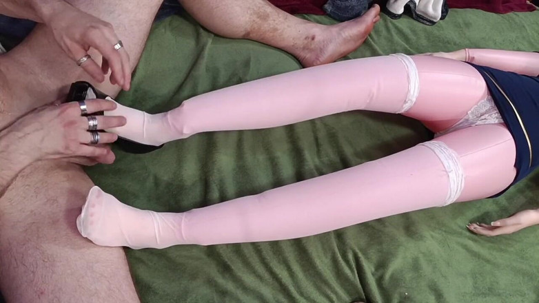 kickerscooter: 红指甲足交